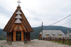 03 - Küstendorf–Drvengrad - Chiesa di San Sava - FAI CLIC PER INGRANDIRE