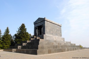 MONTE AVALA: Monumento al Milite Ignoto